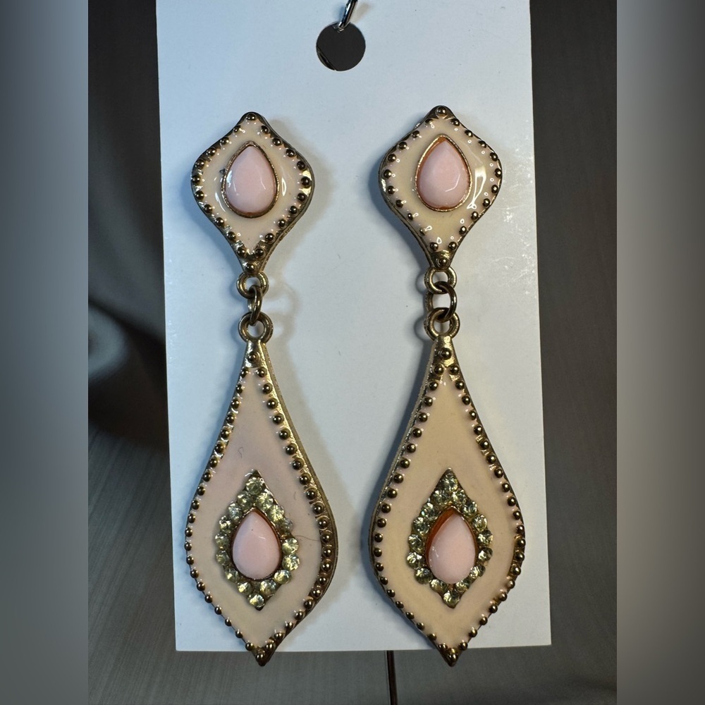 Elegant Vintage Pink and Gold Teardrop Earrings